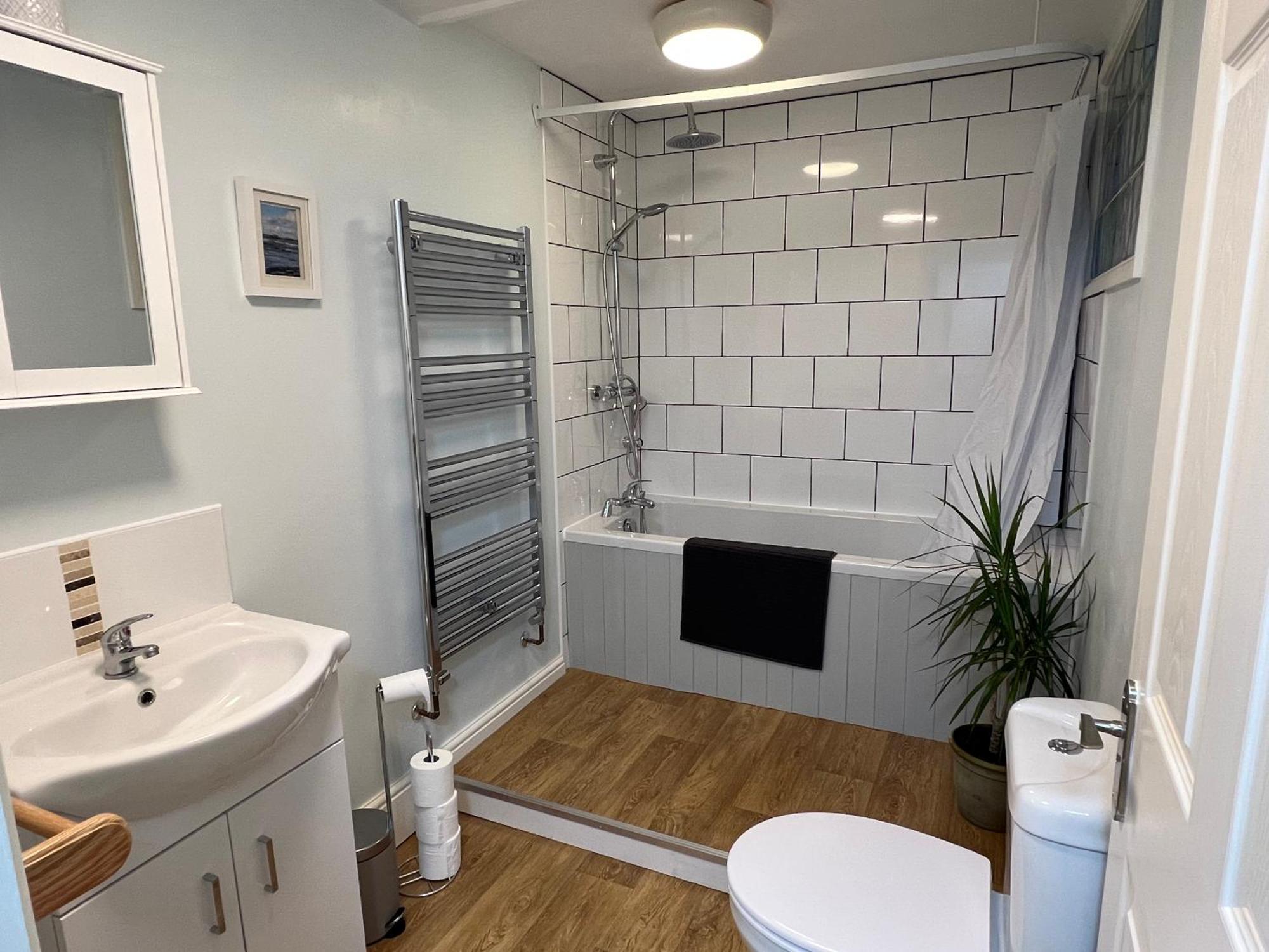 A Spacious 2 Bed Flat In Kingsbridge Town Kültér fotó