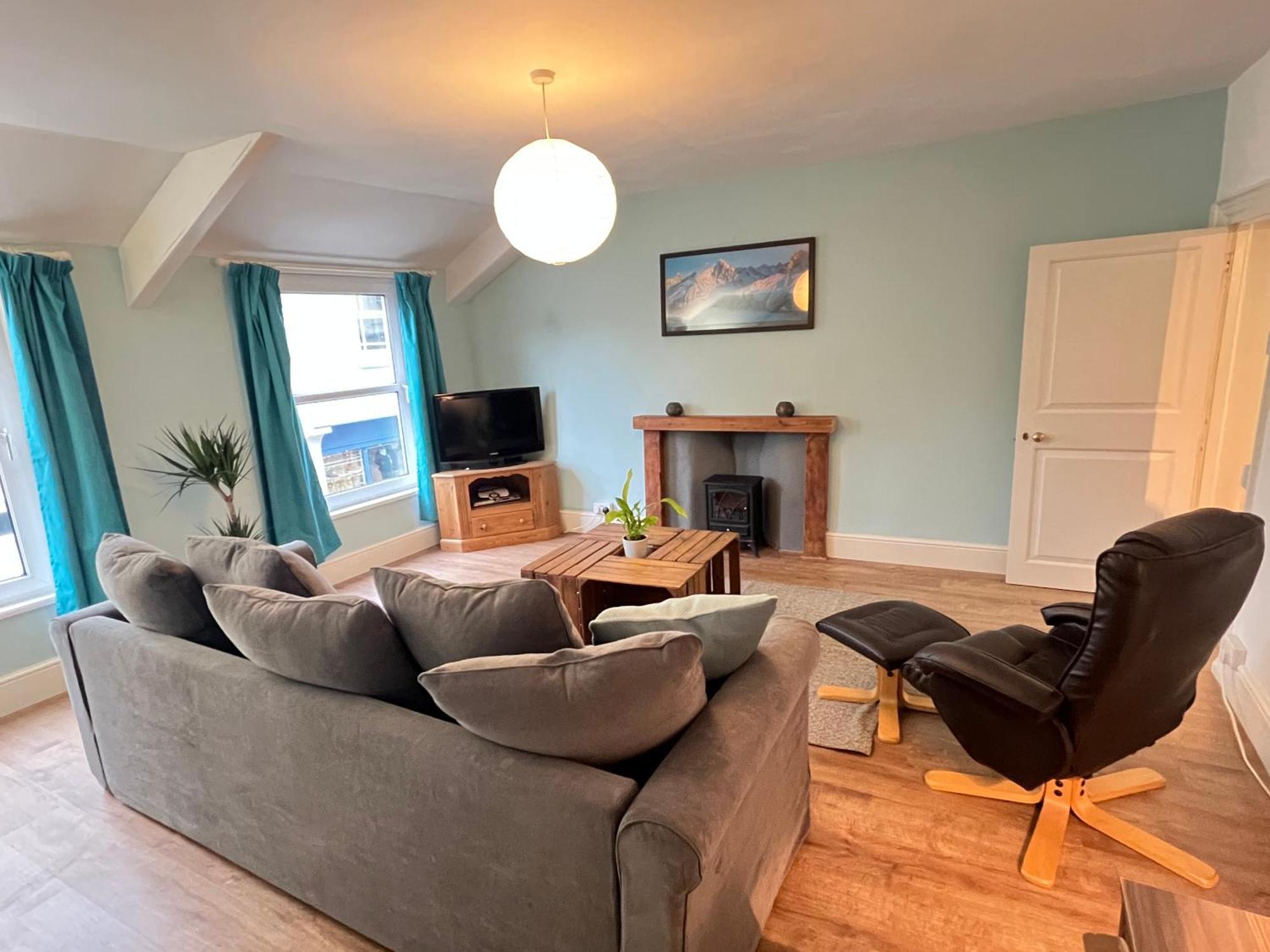 A Spacious 2 Bed Flat In Kingsbridge Town Kültér fotó